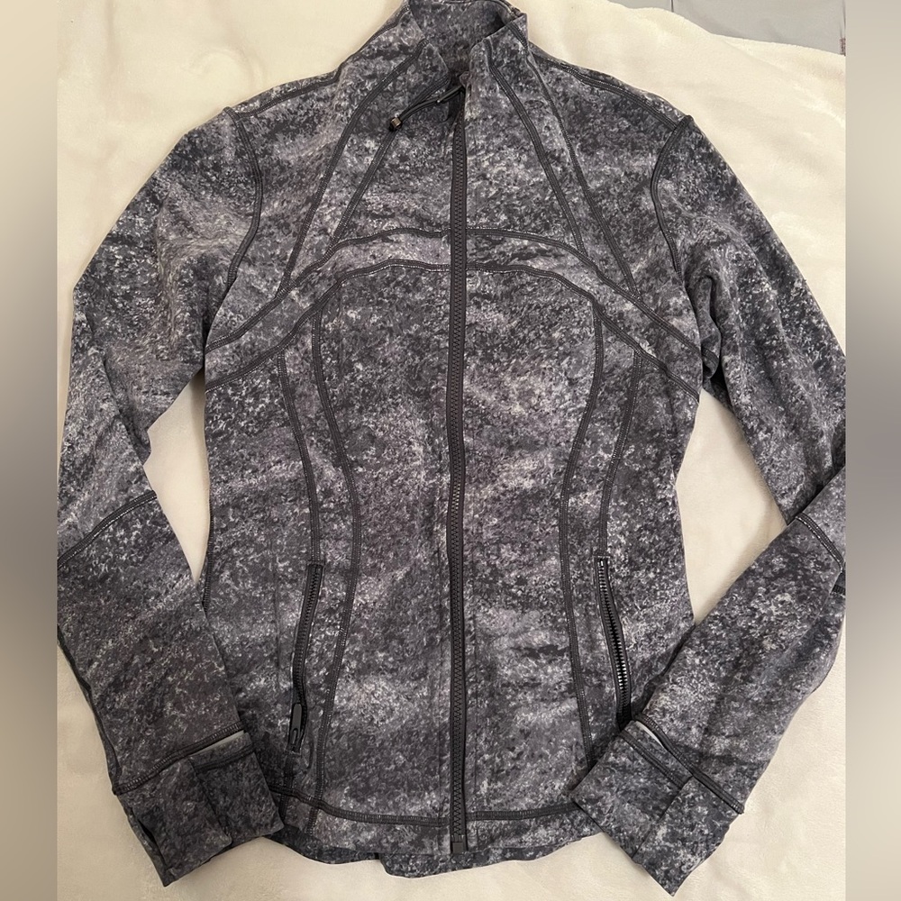 Lululemon Align Jacket Size Small!